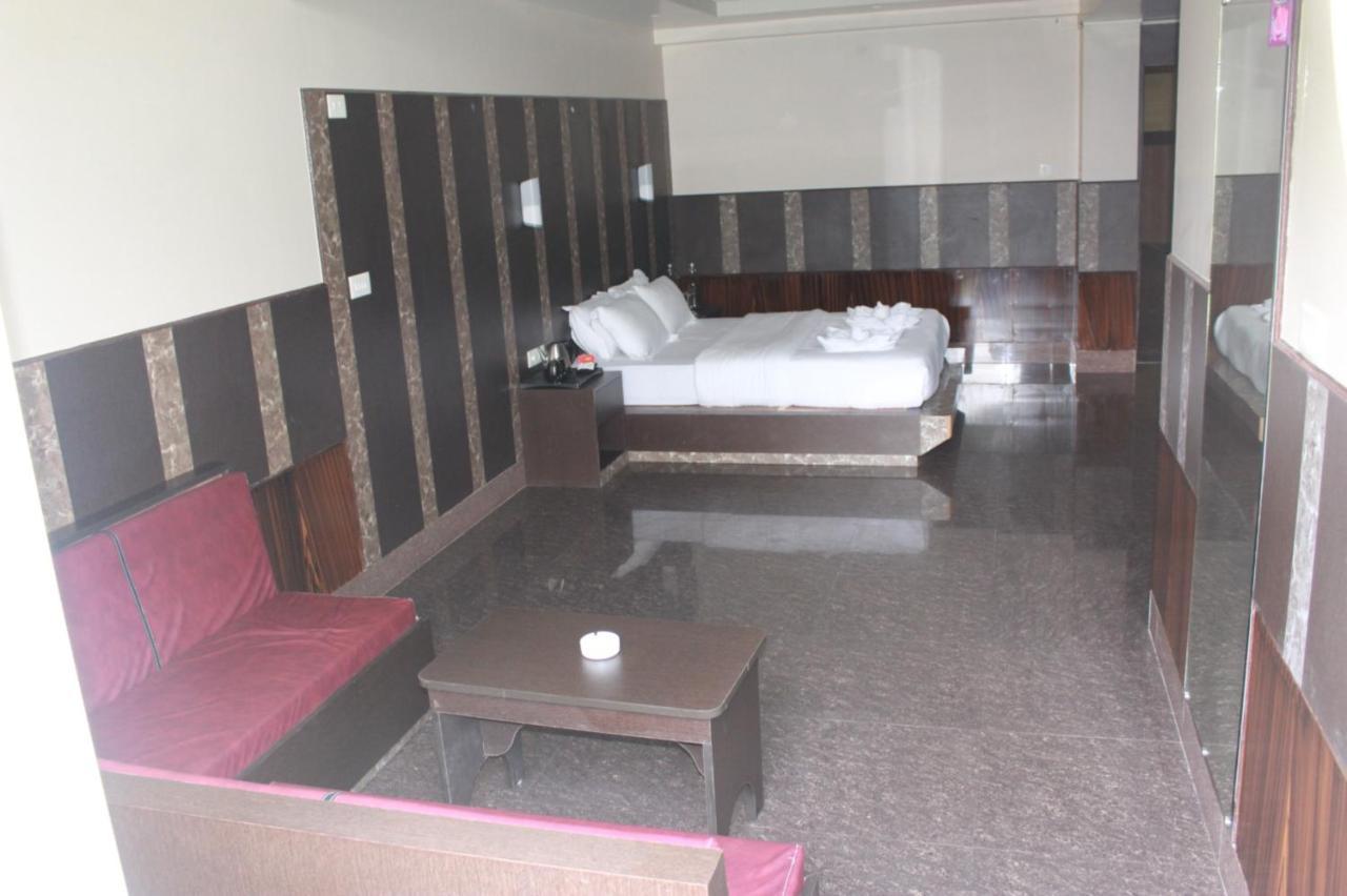 Hotel Subhashree Gangtok Bagian luar foto